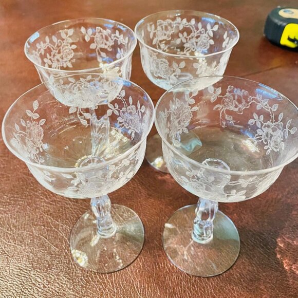 FostoriaVintage Crystal Etched Champagne Glasses  Set 4  Floral Design 6" - Picture 1 of 9